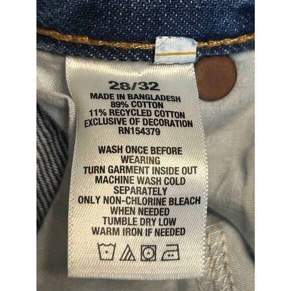 Aeropostale Distressed Medium Wash Relaxed Taper Jeans READ Size 28/32 (8906) - Picture 6 of 10